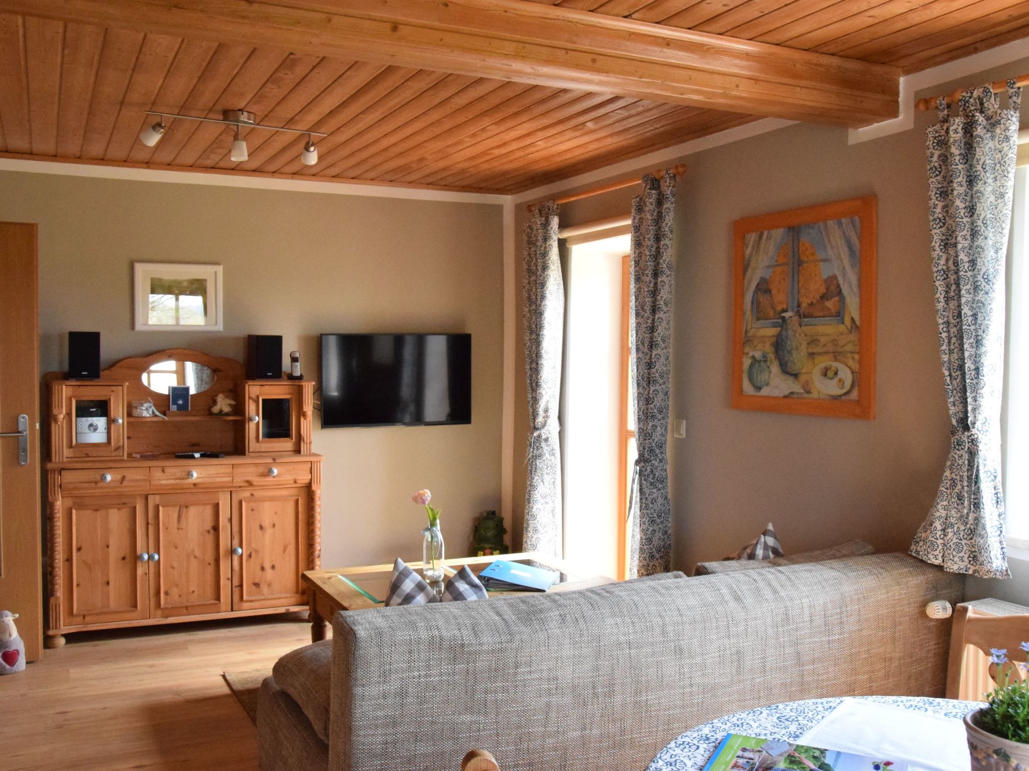 Charmant trifft Moderne - Ferienwohnung Linde