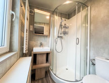 Tiny Haus Lene aan het meer in Wemding – 50 meter van het strand - thumbnail 4