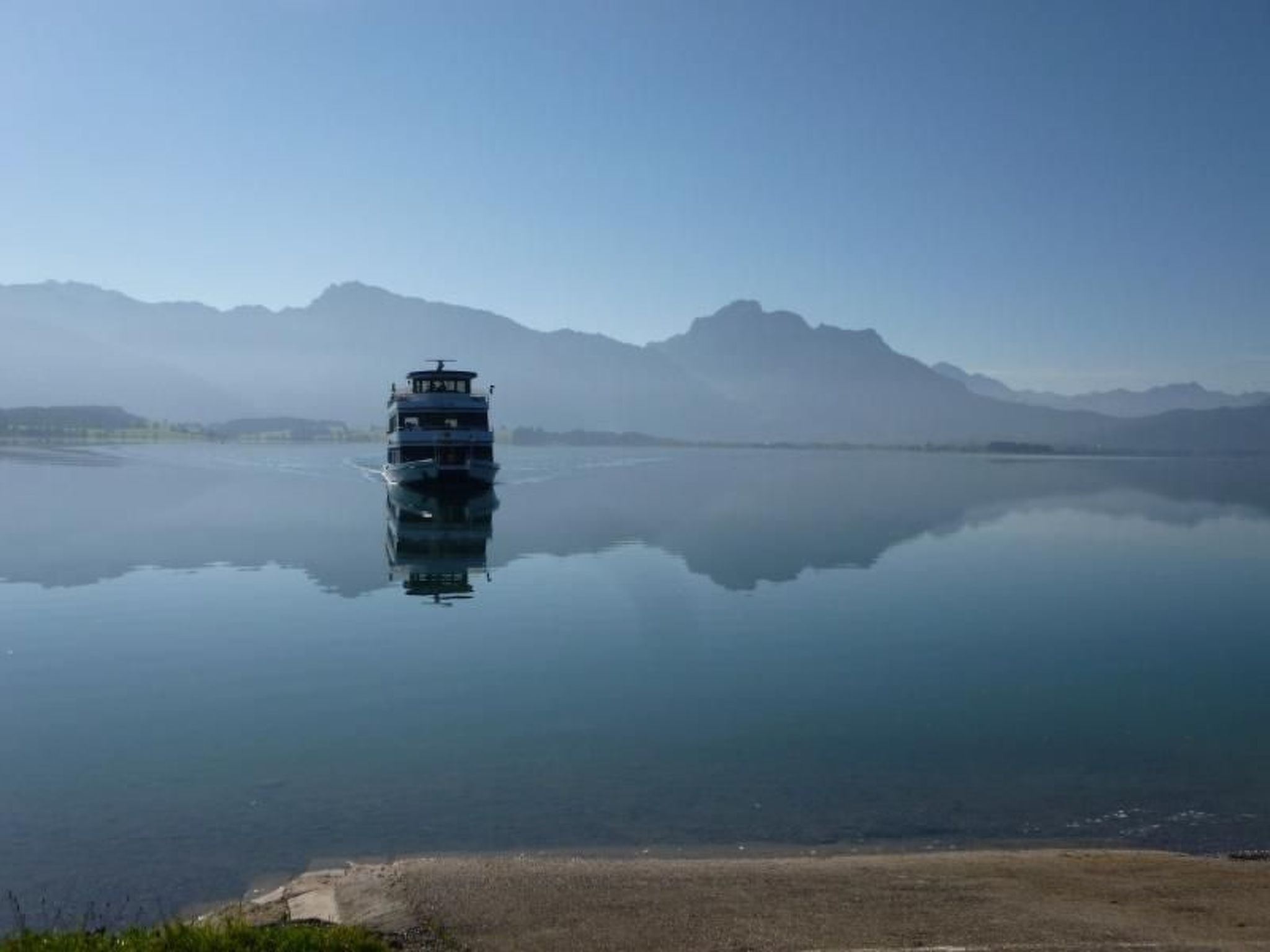 Chalet mit Blick auf das Wasser-Binnen