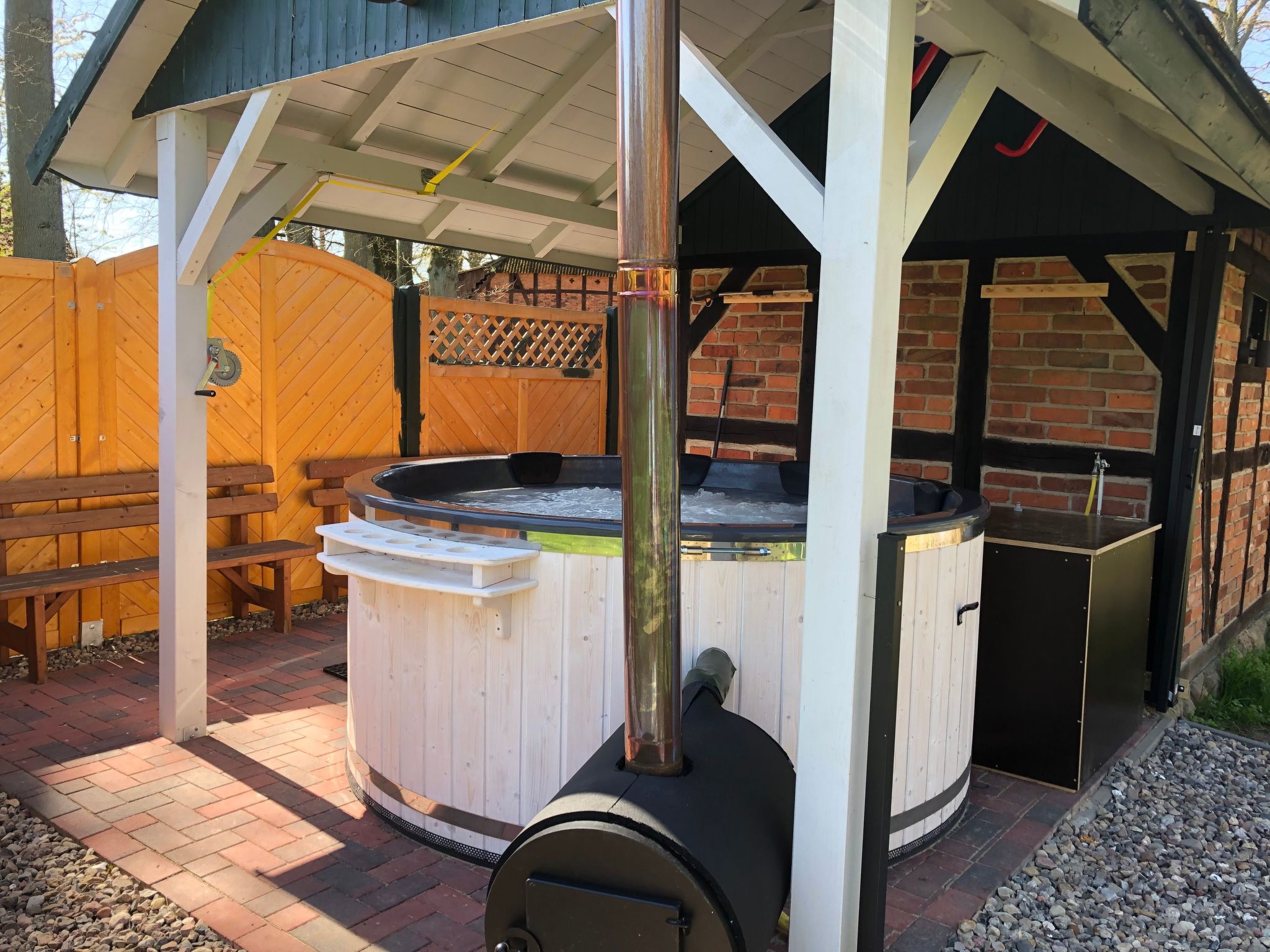 Wunderschöne Wohnung in Gienau mit Großer Terrasse - Draußen