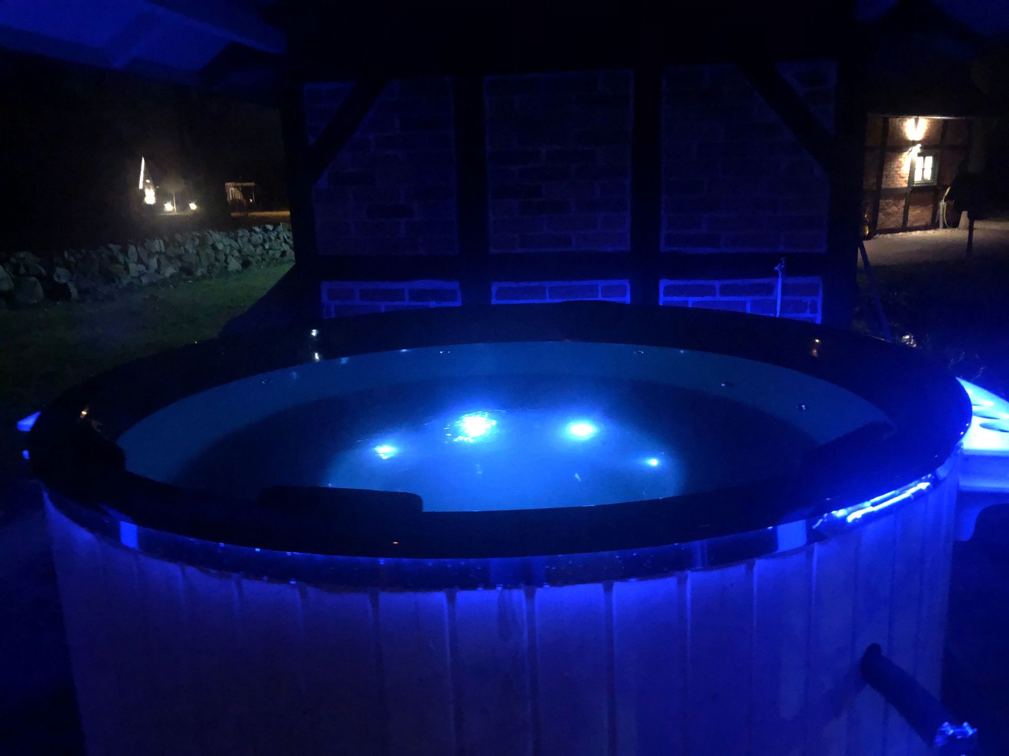 Wunderschöne Wohnung in Gienau mit Großer Terrasse - Draußen