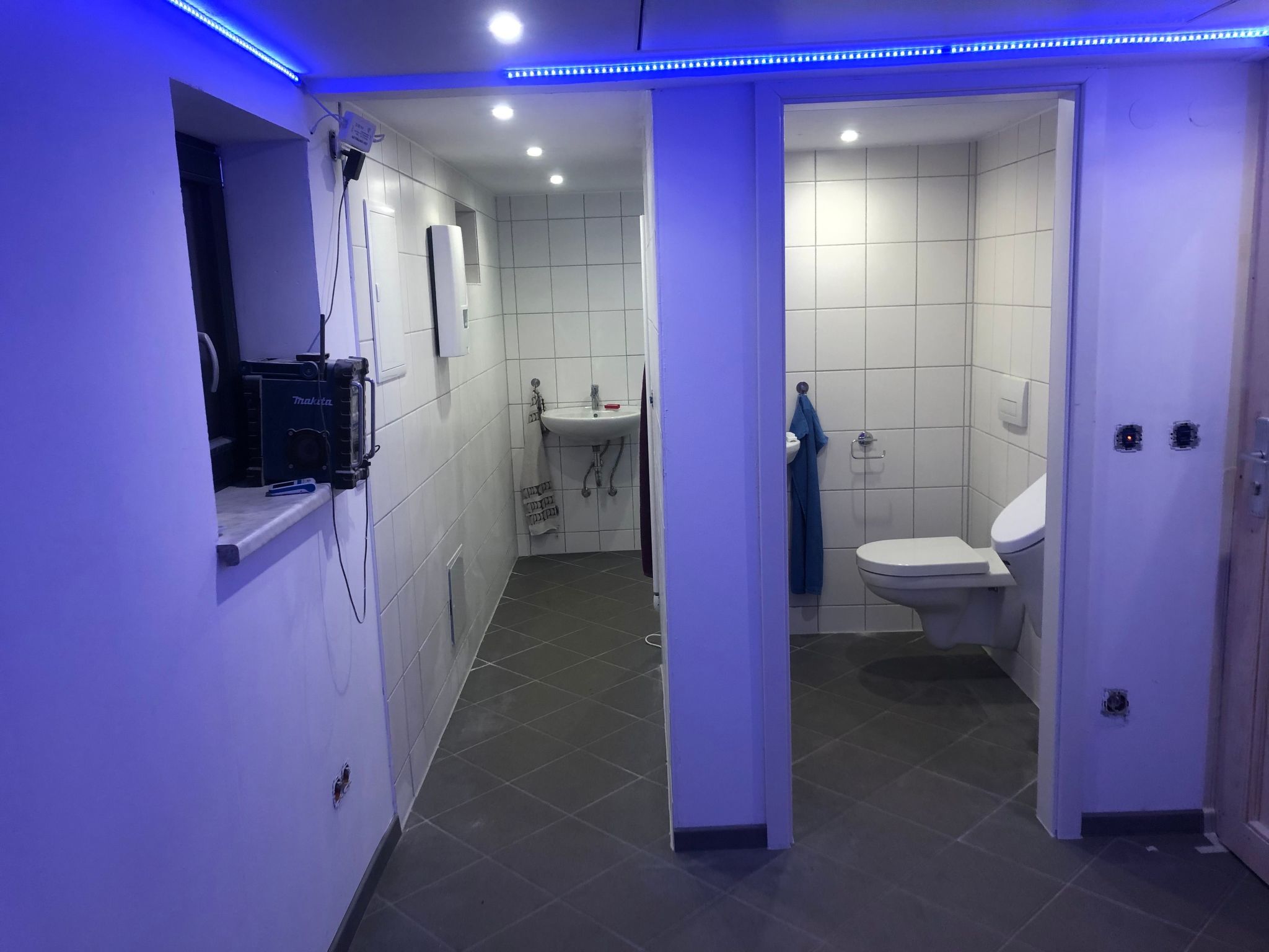 Wunderschöne Wohnung in Gienau mit Großer Terrasse - Drinnen