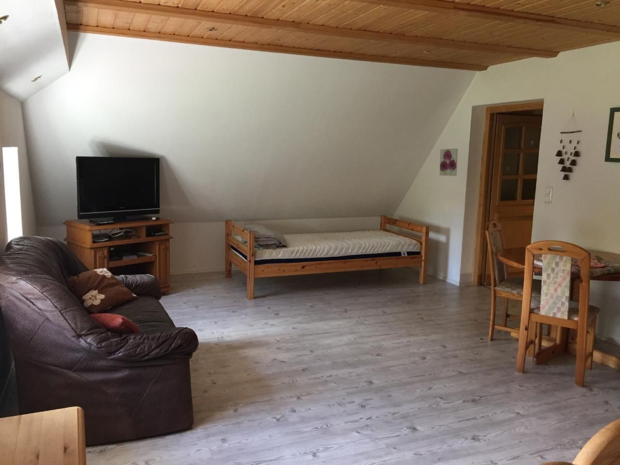 Wunderschöne Wohnung in Gienau mit Großer Terrasse - Drinnen