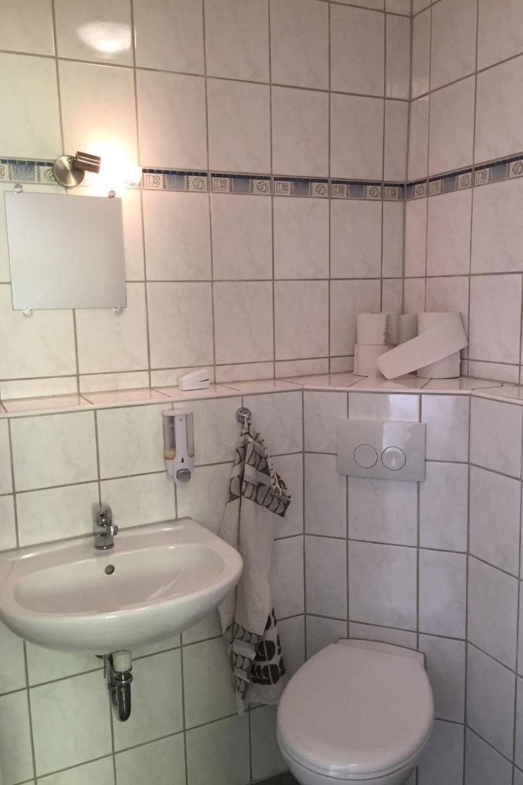 Wunderschöne Wohnung in Gienau mit Großer Terrasse - Drinnen