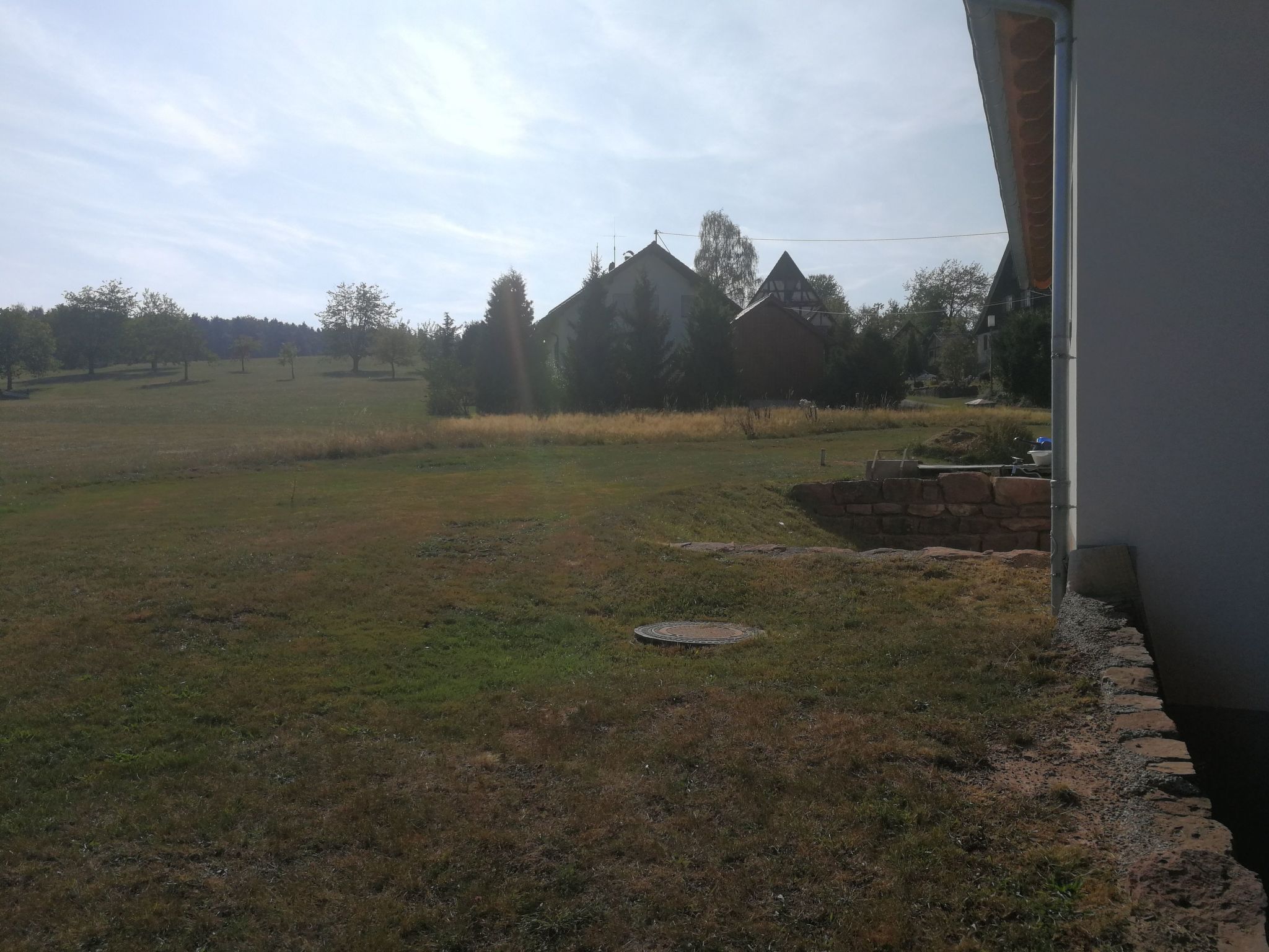 Wohnung mit Terrasse, Grill und Garten-Image-tags.info