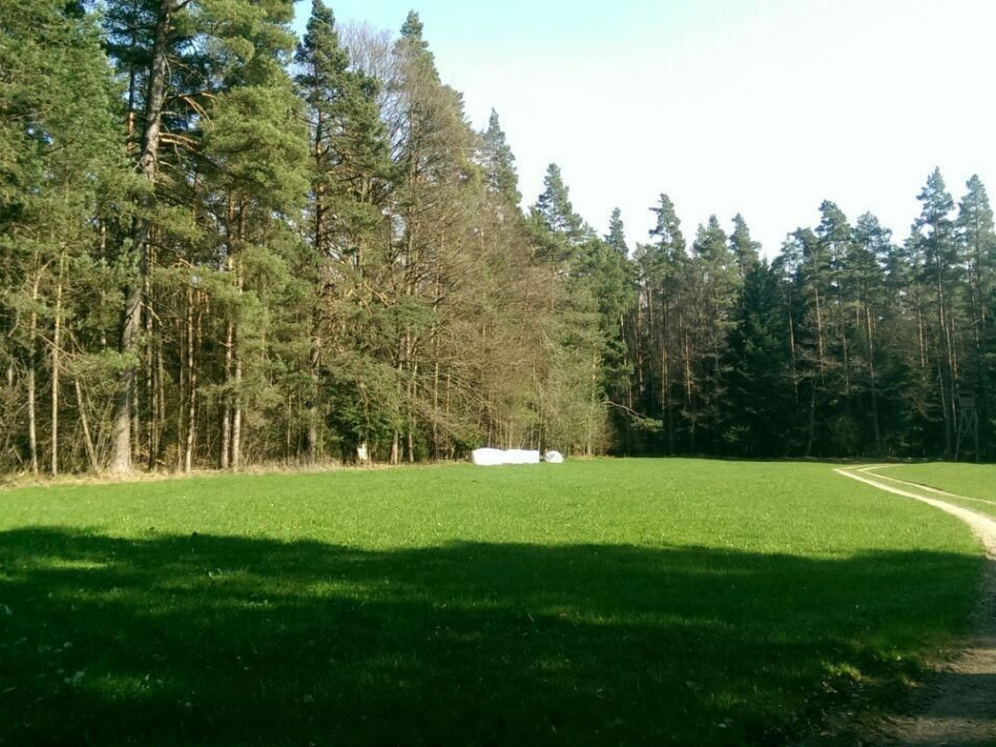 Wohnung mit Terrasse, Grill und Garten-Image-tags.info