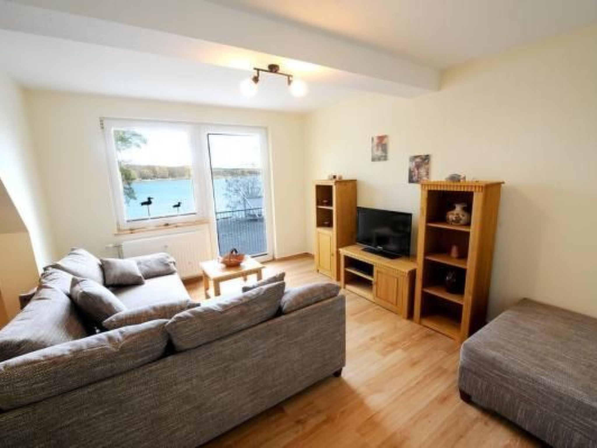 Charmante Ferienwohnung in Neukloster mit Terrasse-Binnen