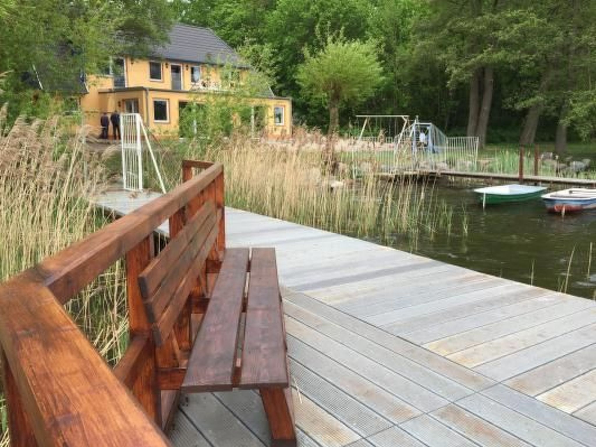 Charmante Ferienwohnung in Neukloster mit Terrasse-Binnen