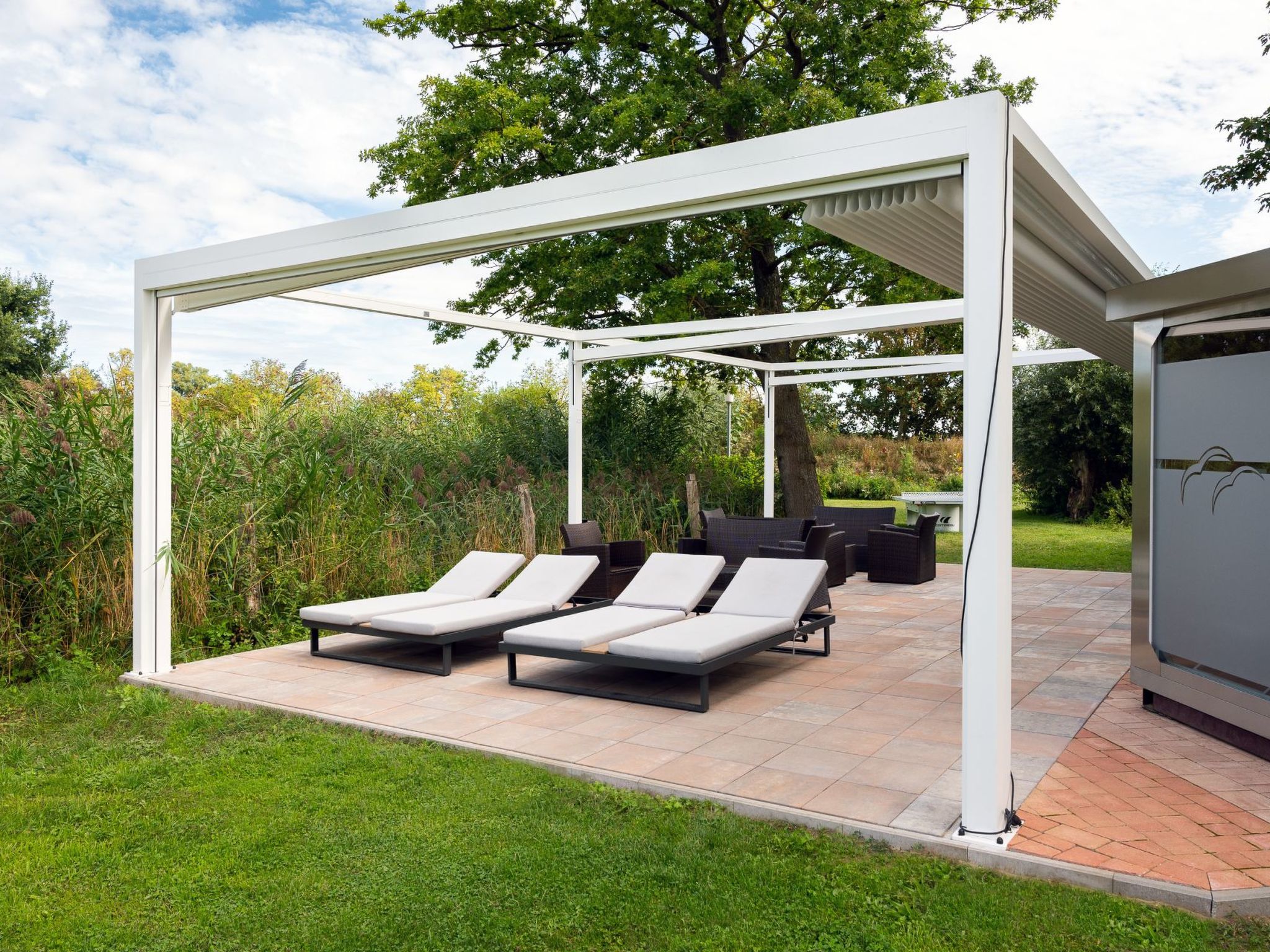 Gemütliches Haus mit Garten und gemeinsamem Pool-Image-tags.info