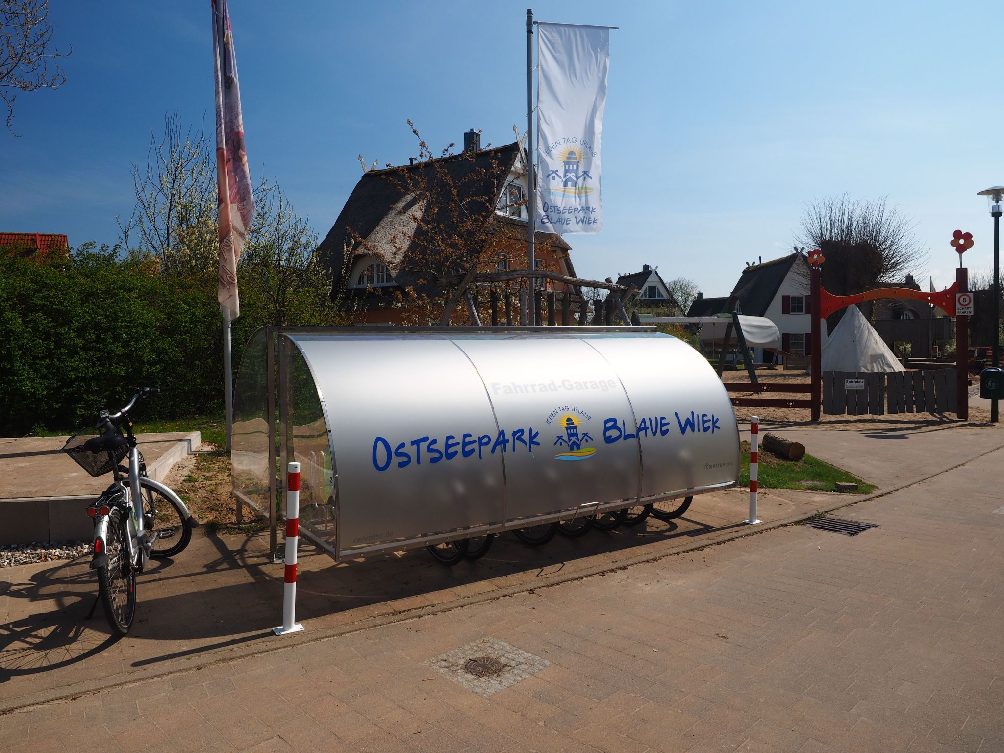 In Hohenkirchen mit Garten-Image-tags.info