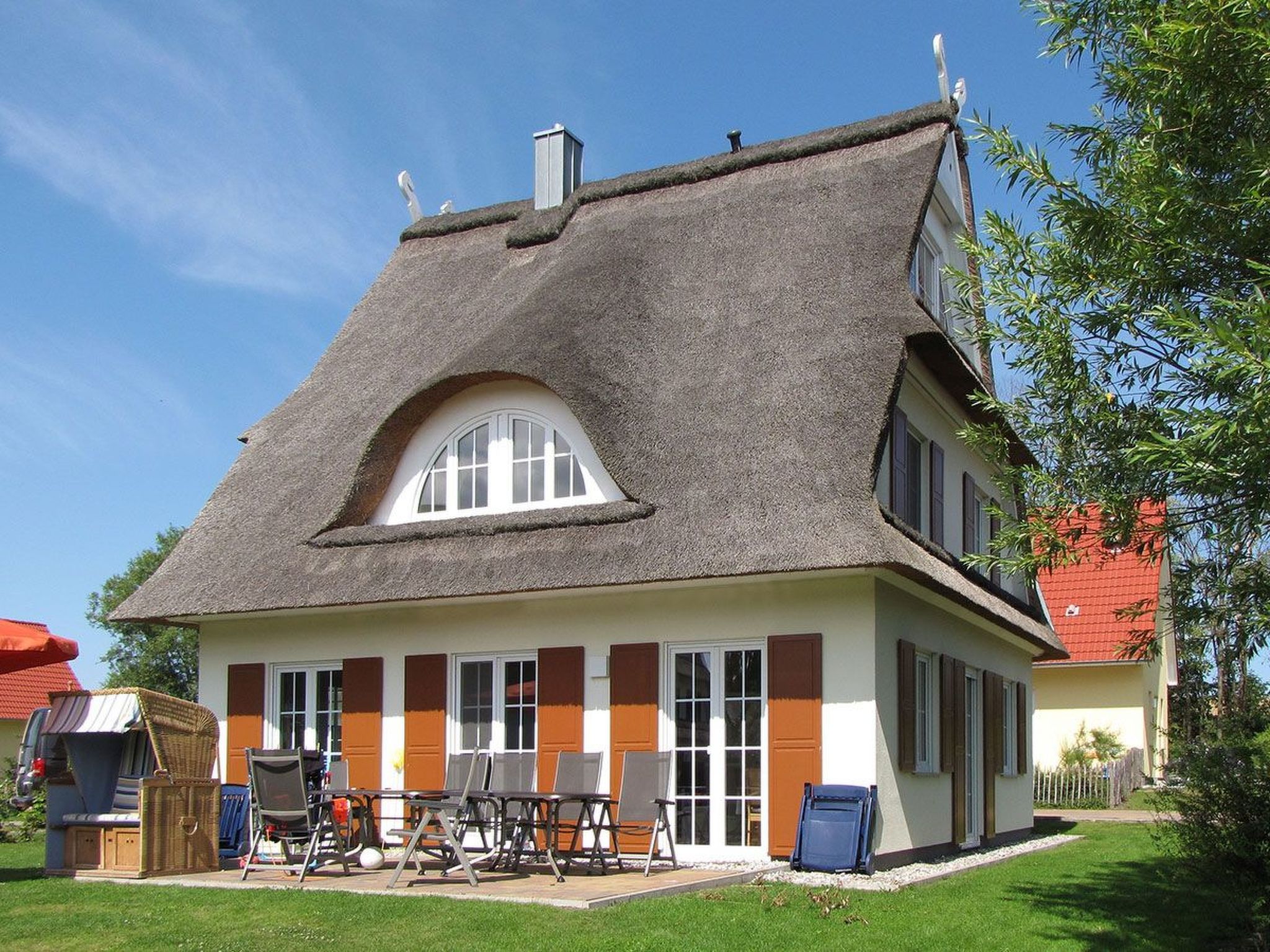 Strandnahes Reethaus Elefant mit Außenwhirlpool-Image-tags.info