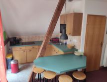 FiveOaks Rot: Knus vakantiehuis met zwembad, 5 km van de Oostzee - thumbnail 4