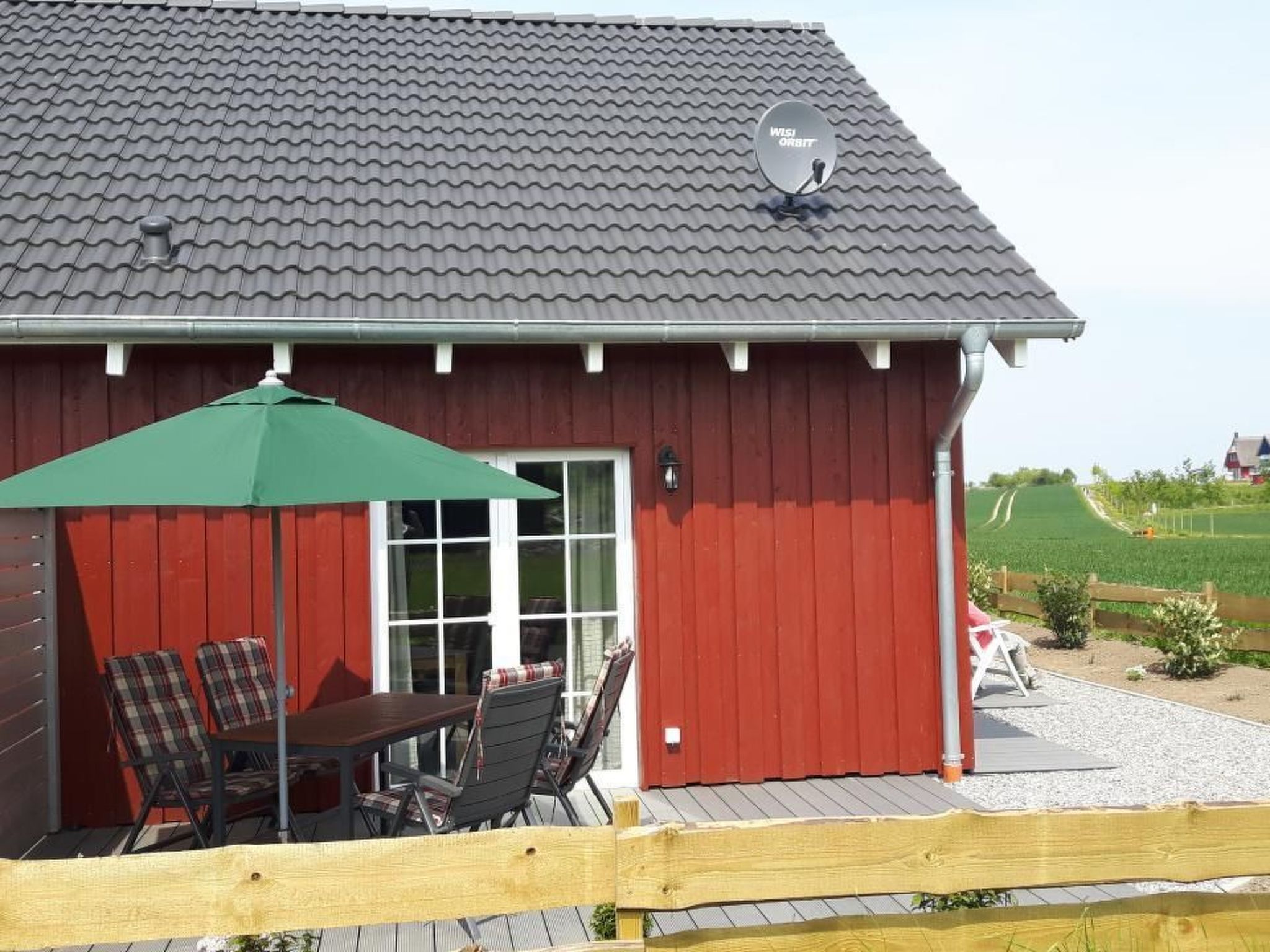 Schwedenhaus Zierow mit Terrasse und Grill-Dedans