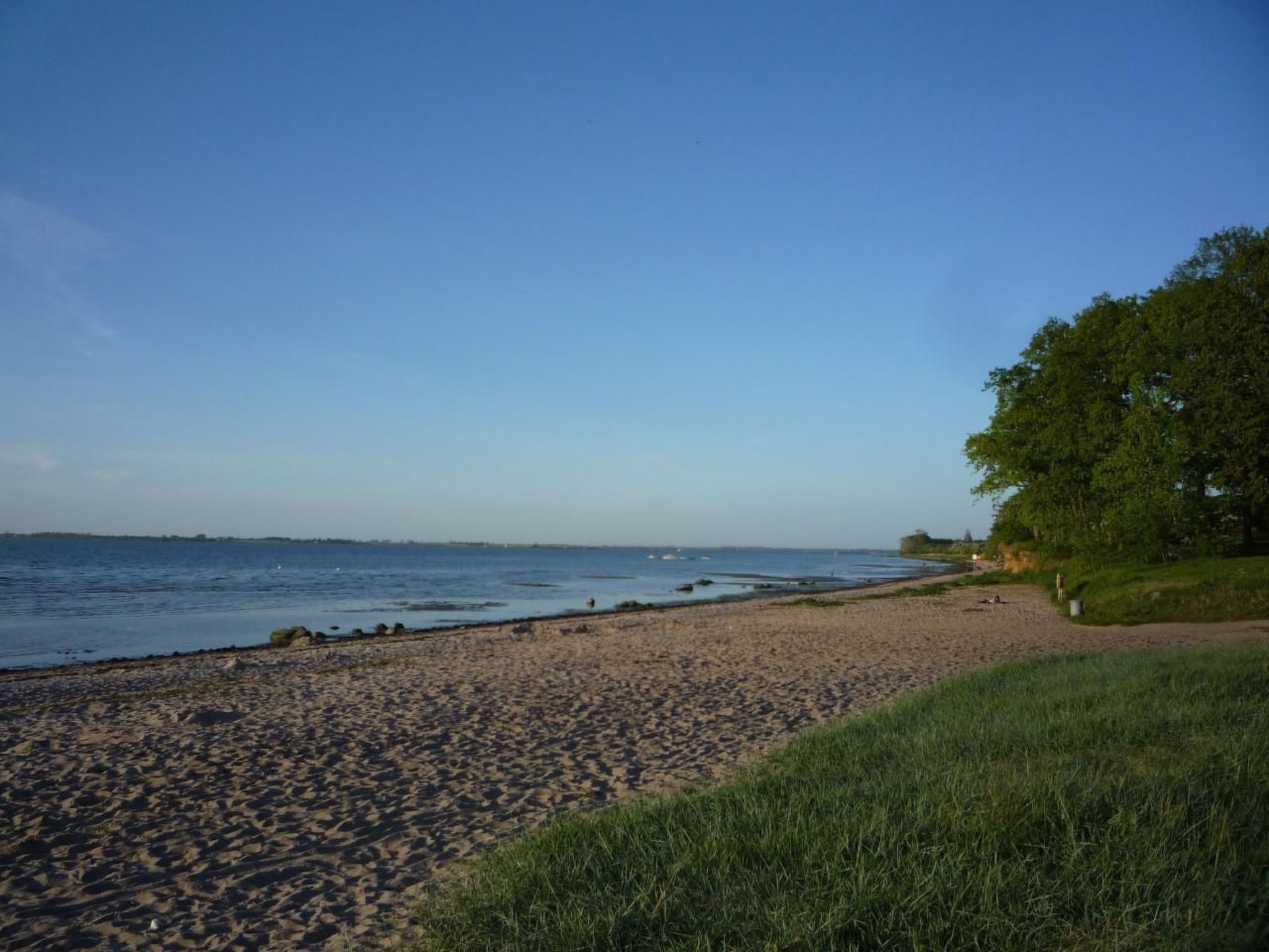 Schwedenhaus Zierow mit Terrasse und Grill-Dedans