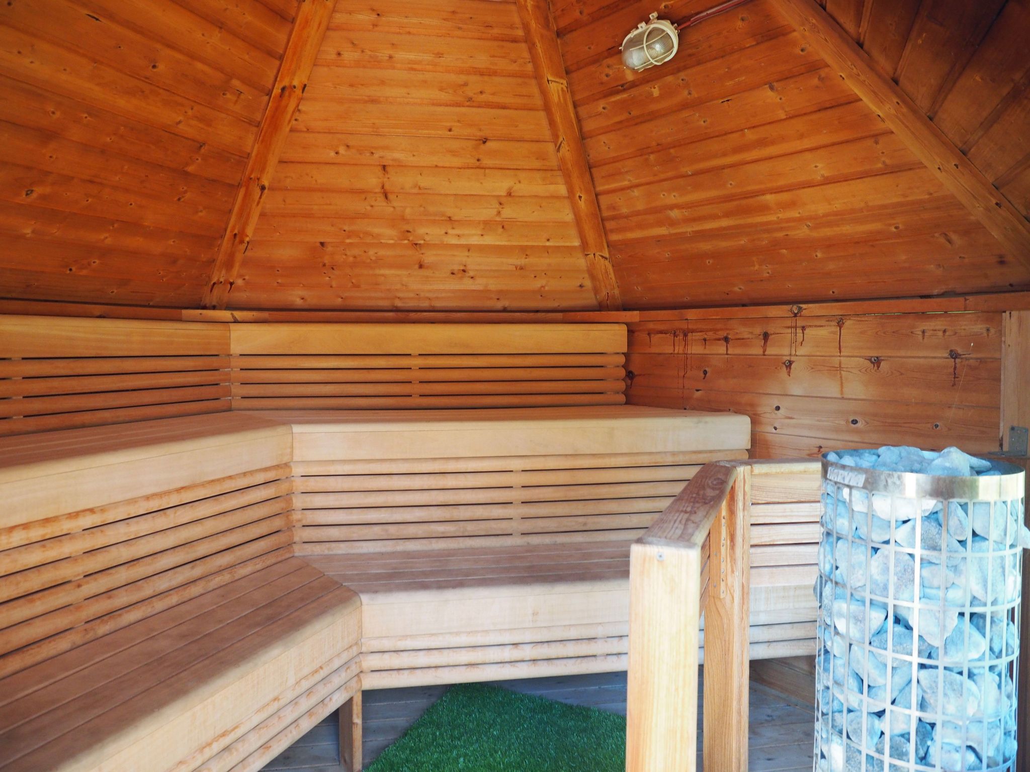 Geräumige Ferienvilla Jenny am Strand mit Pool-Image-tags.info