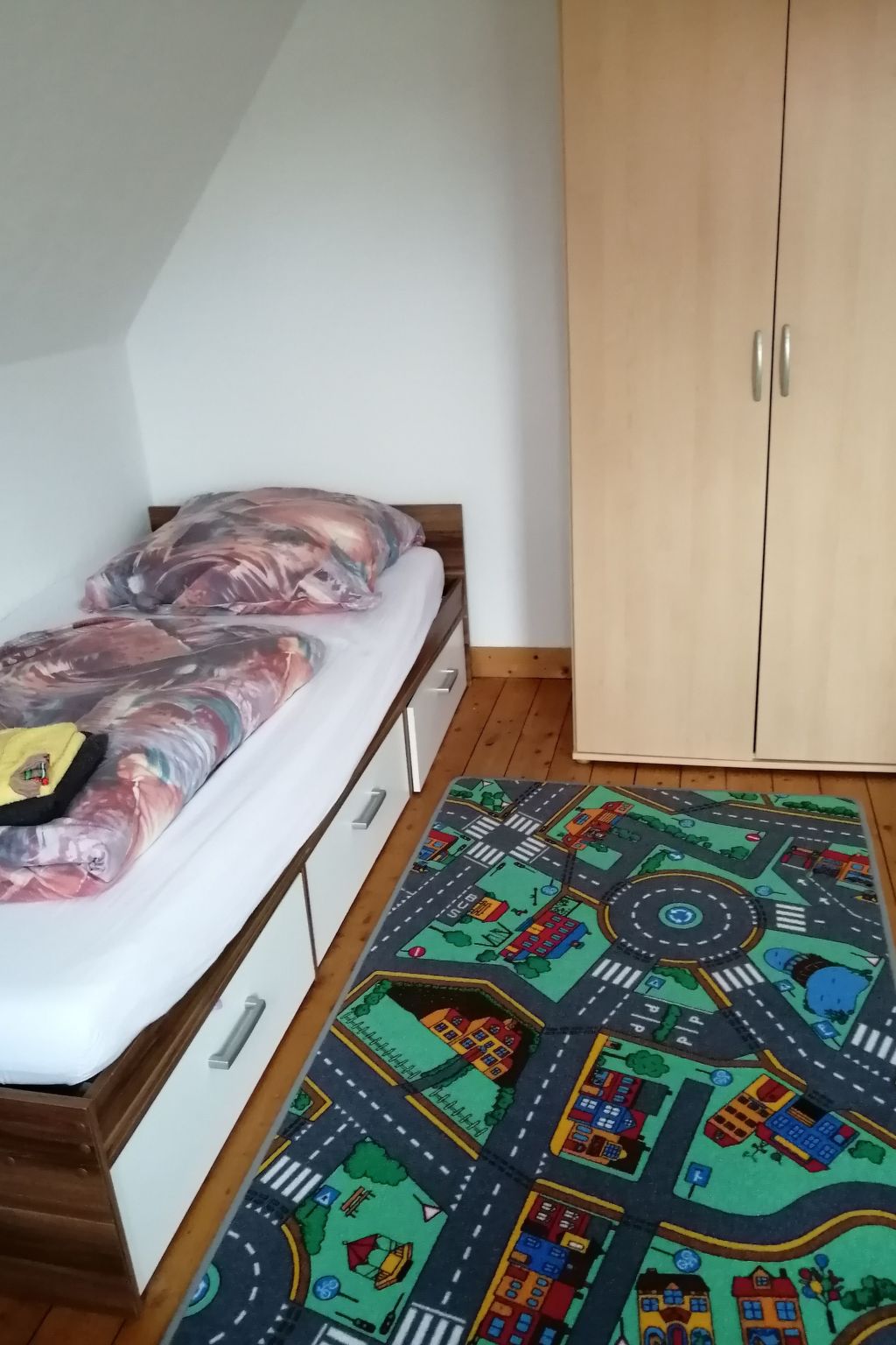 Adendorf-Image-tags.info