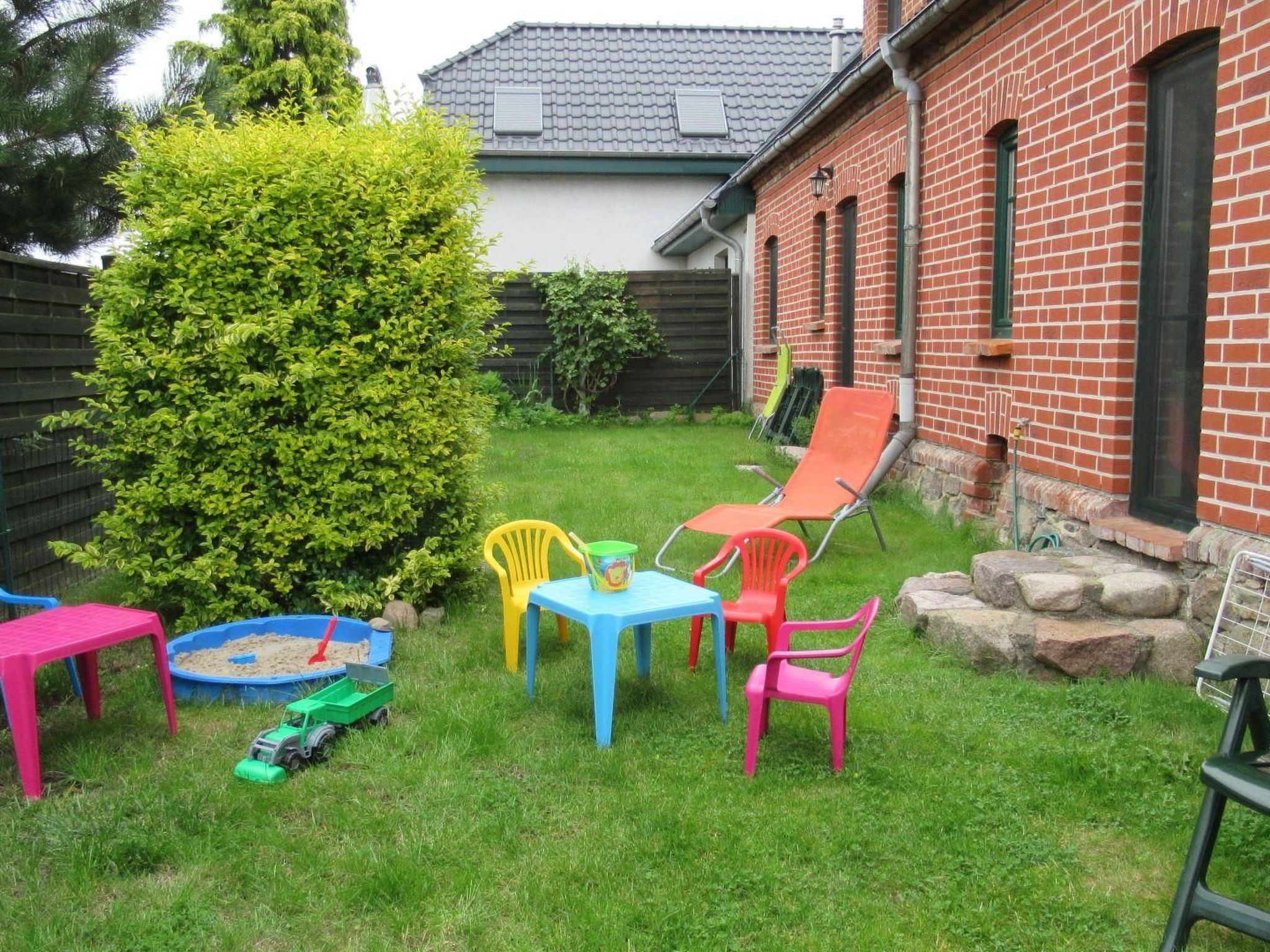 Appartement mit Garten, Grill und Terrasse-Image-tags.info
