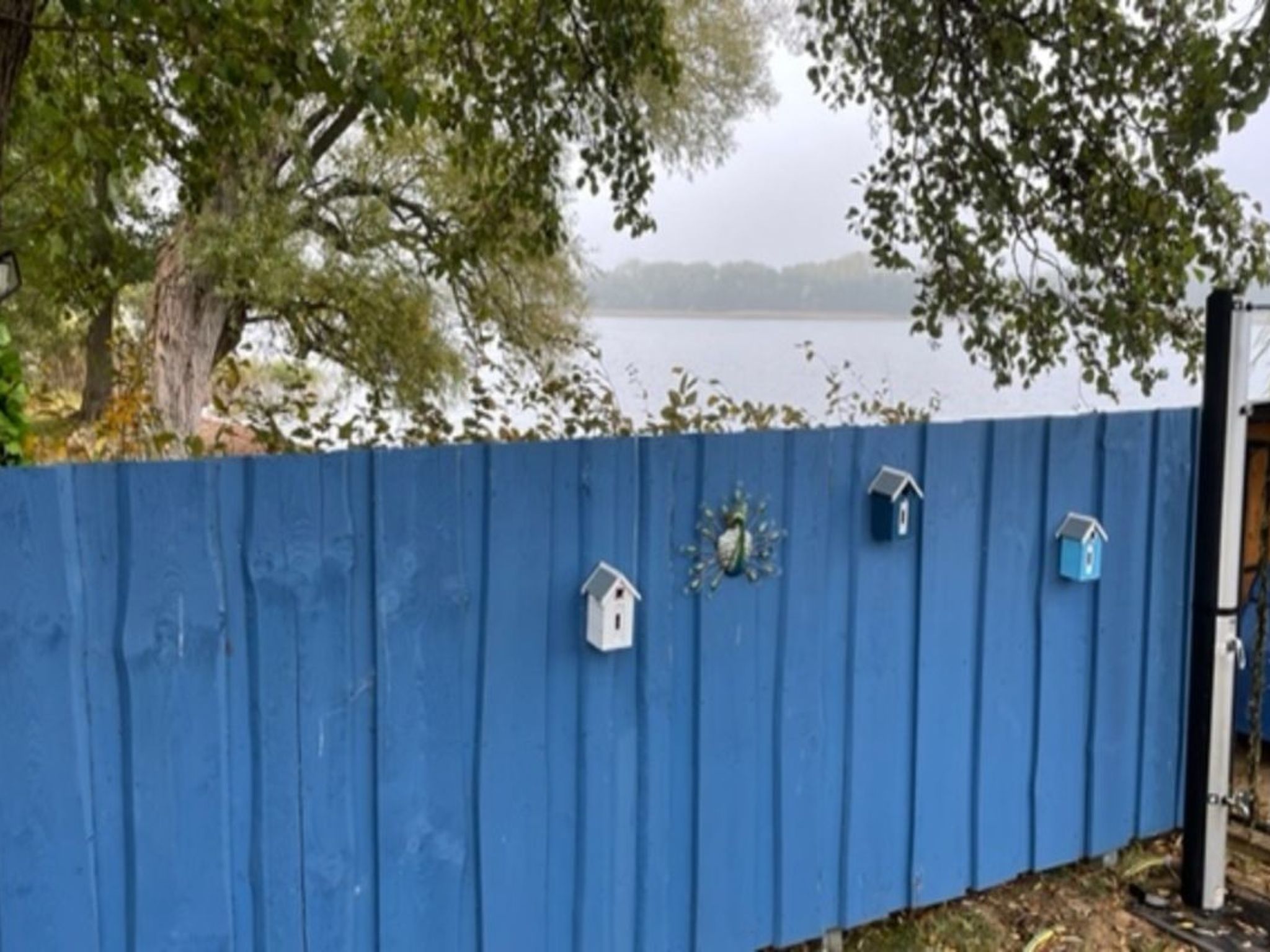 Charmantes kleines Häuschen am Blauen See-Image-tags.info