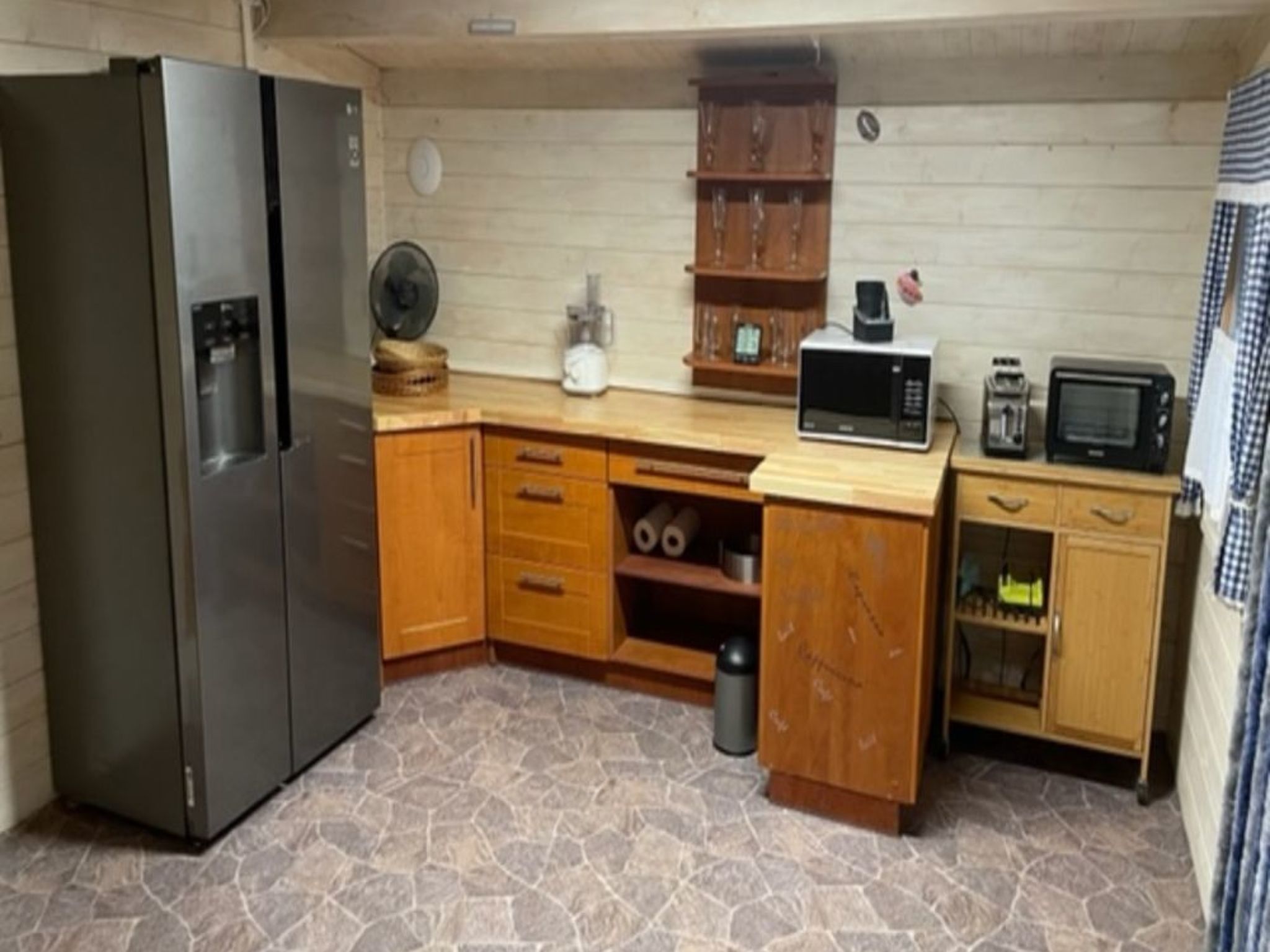 Charmantes kleines Häuschen am Blauen See-Image-tags.info