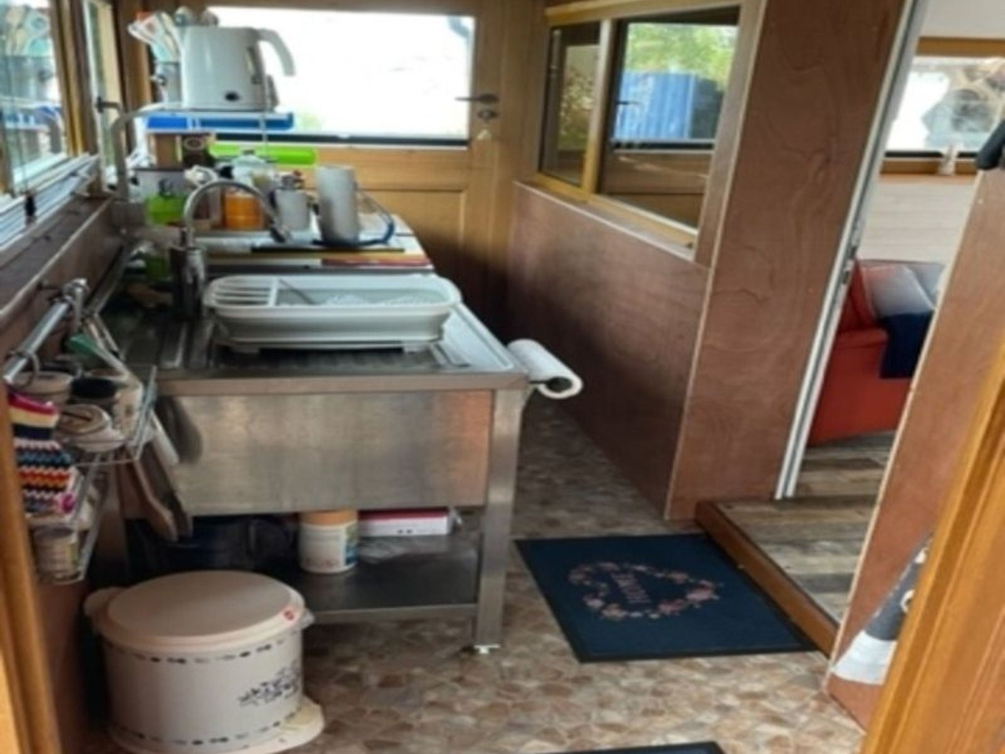 Charmantes kleines Häuschen am Blauen See-Image-tags.info