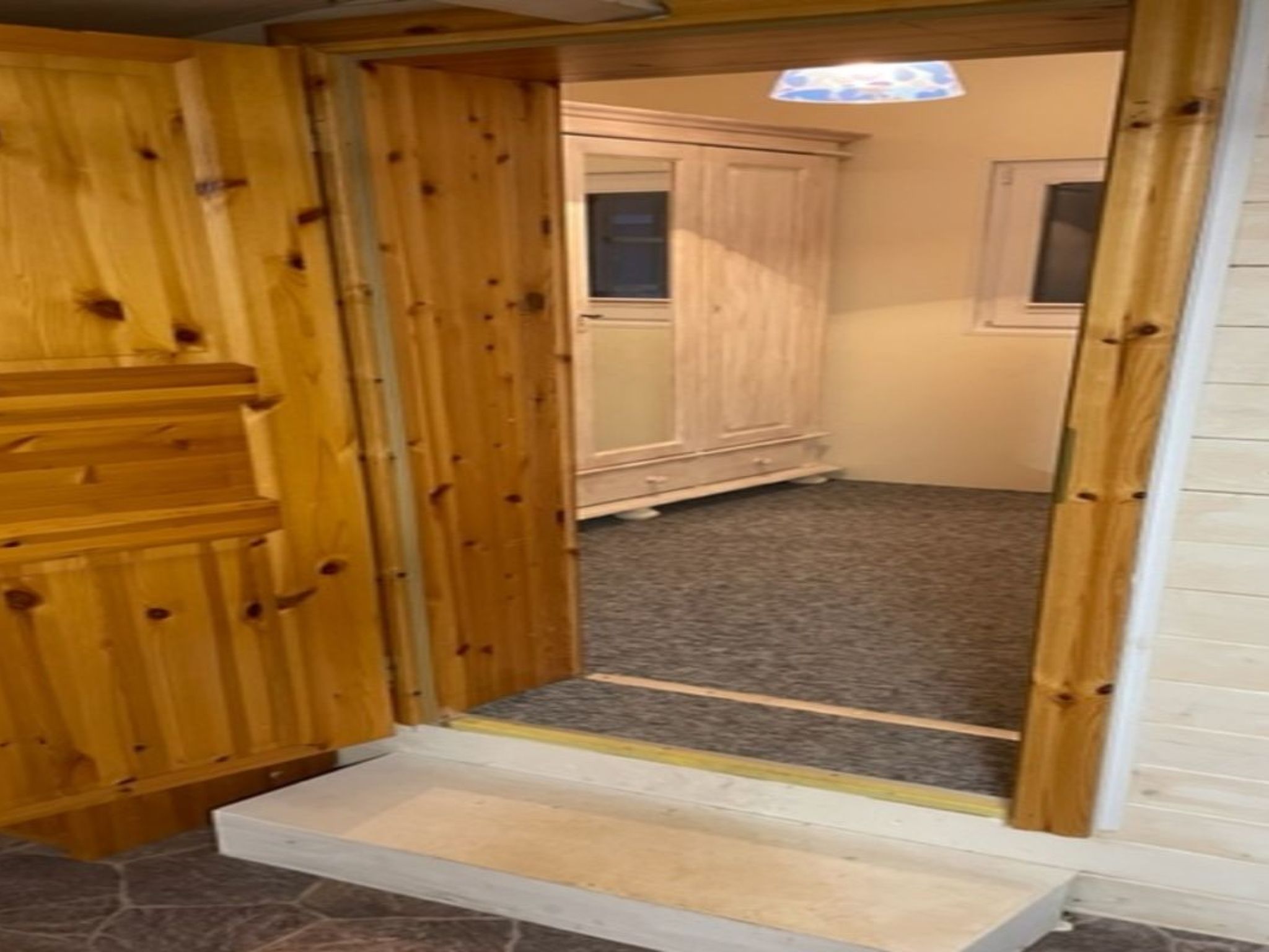 Charmantes kleines Häuschen am Blauen See-Image-tags.info