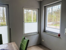 Vrijstaande bungalow direct aan het meer bij Barnin, 4 personen - thumbnail 3