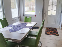 Vrijstaande bungalow direct aan het meer bij Barnin, 4 personen - thumbnail 2