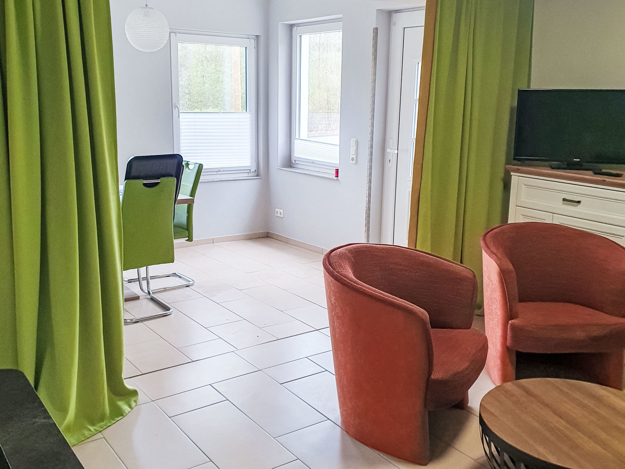 Vrijstaande bungalow direct aan het meer bij Barnin, 4 personen - foto 9
