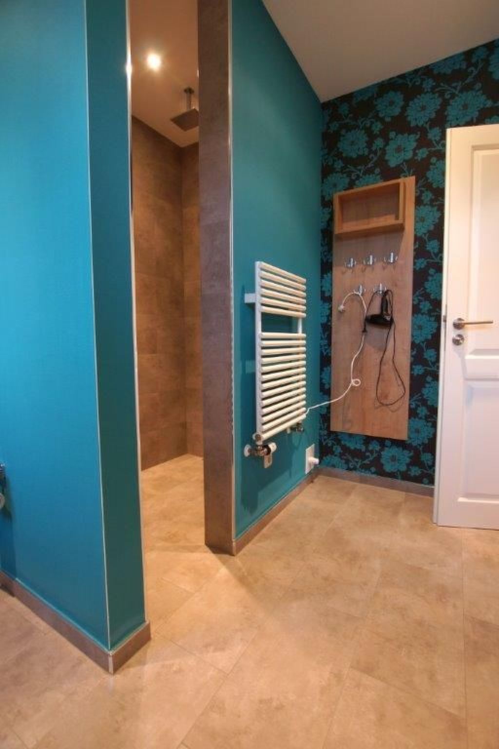 Seegang mit eingezäuntem Grundstück-Image-tags.info