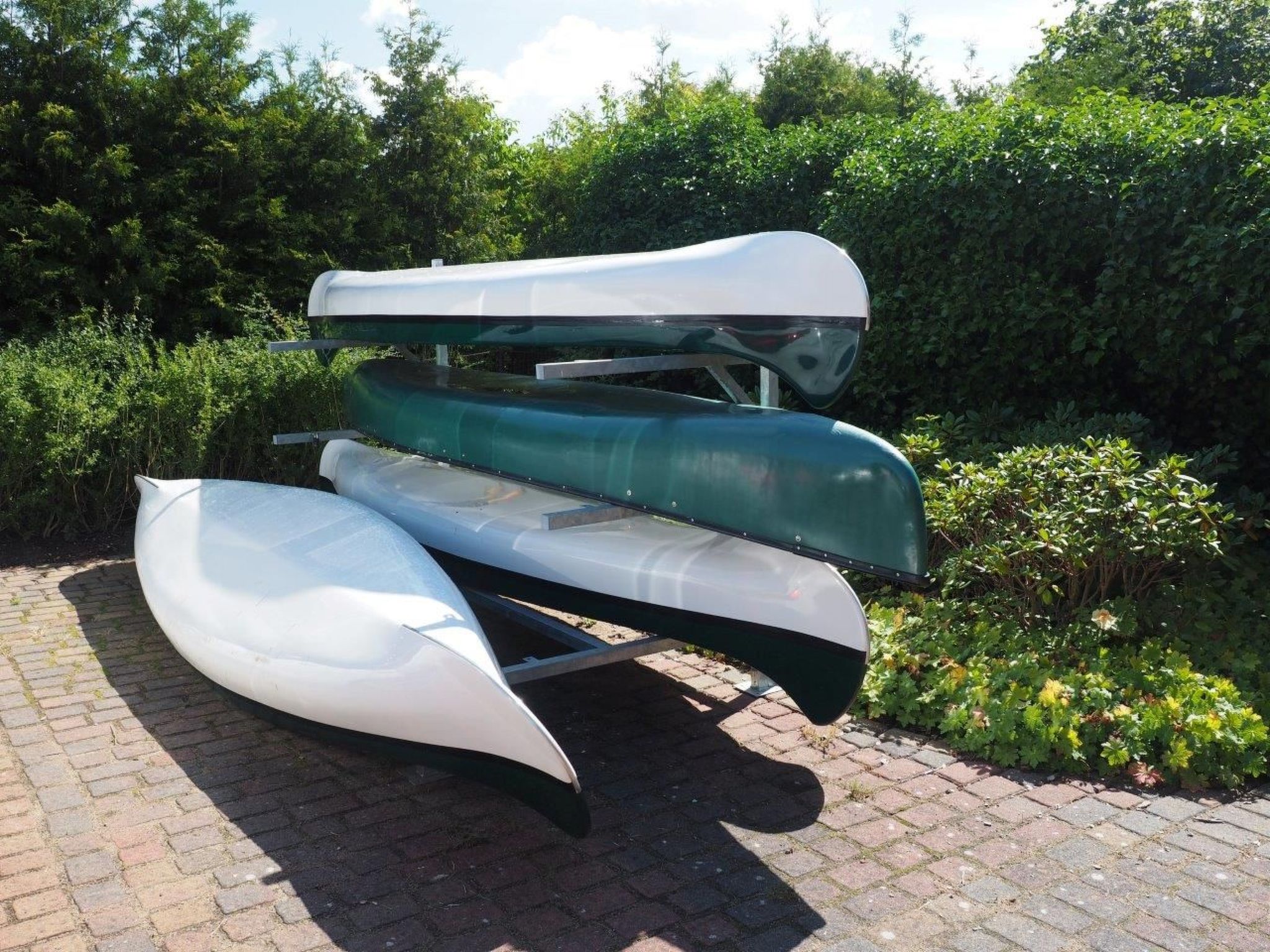 Seegang mit eingezäuntem Grundstück-Image-tags.info