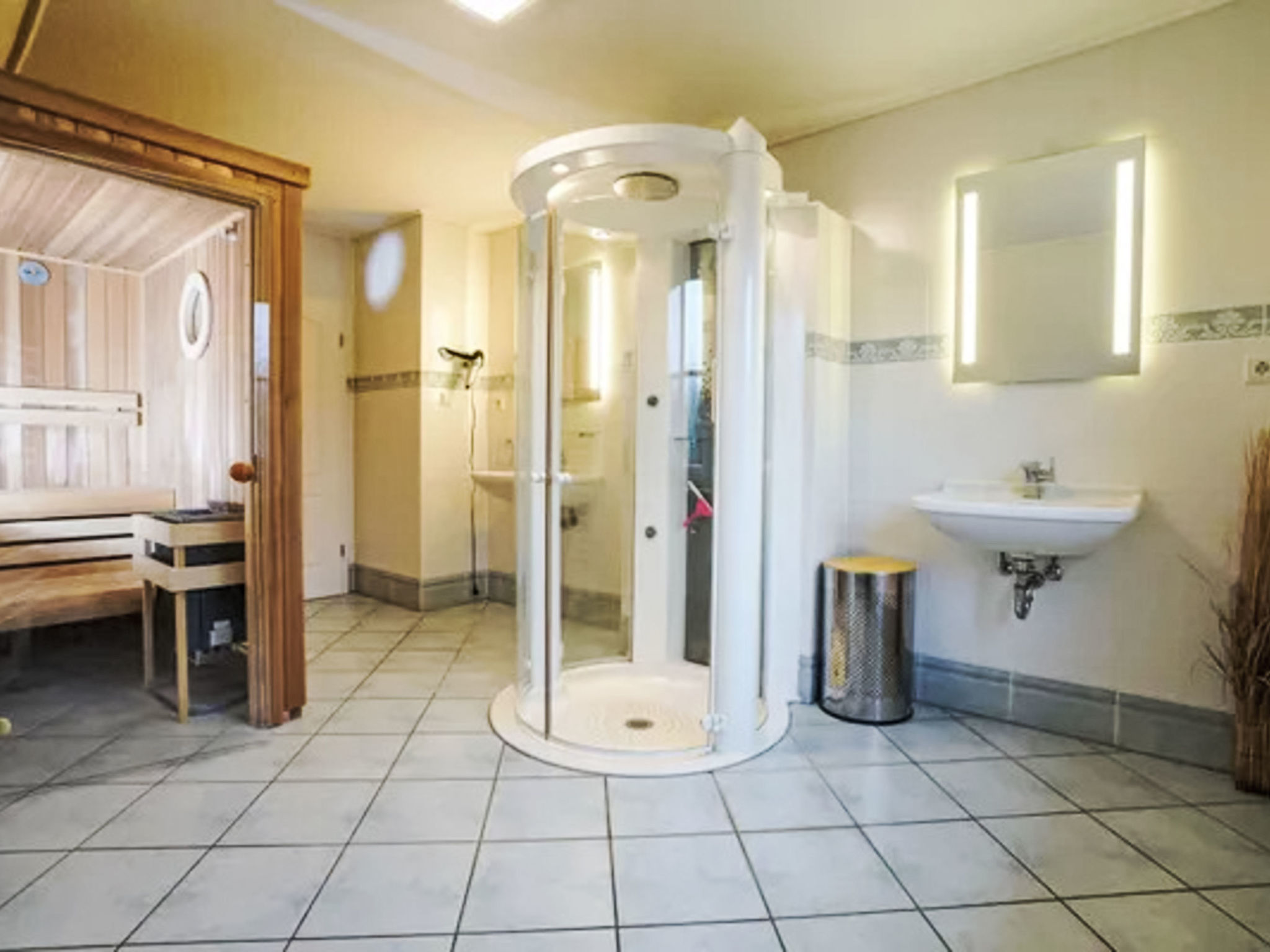 Villa Seeblick mit Sauna - Drinnen