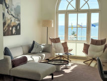 Luxe vakantieappartement met direct zeezicht in het hart van Binz - thumbnail 2