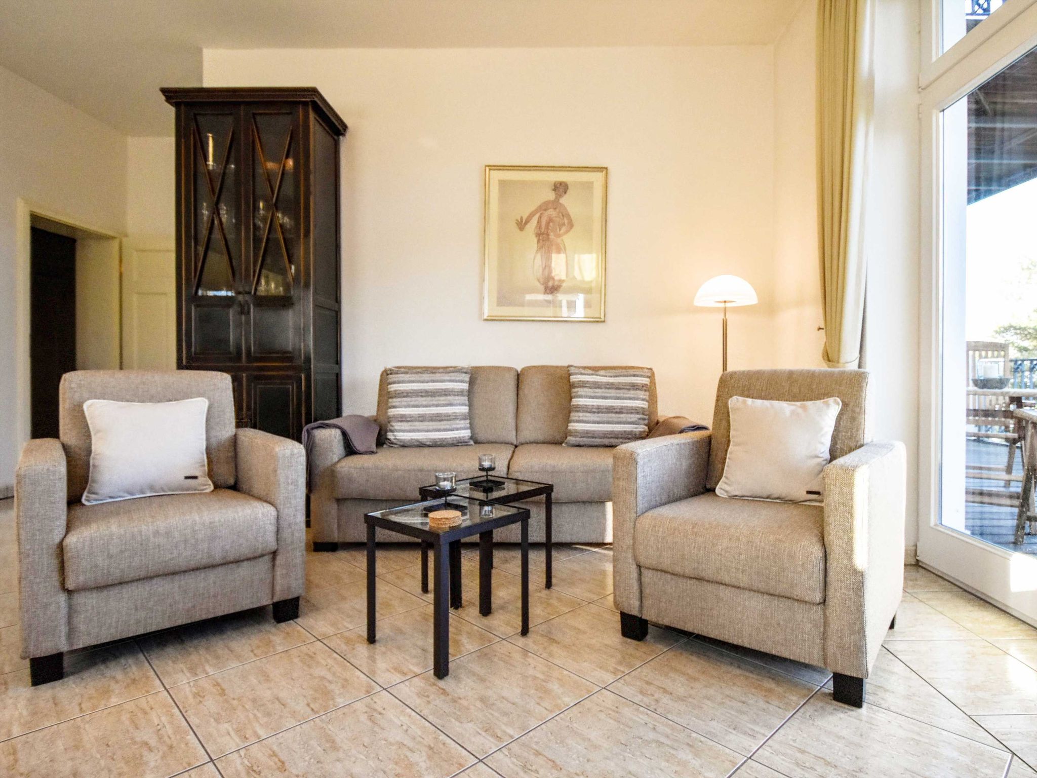 Strandnahe Wohnung mit Großem Balkon und Meerblick