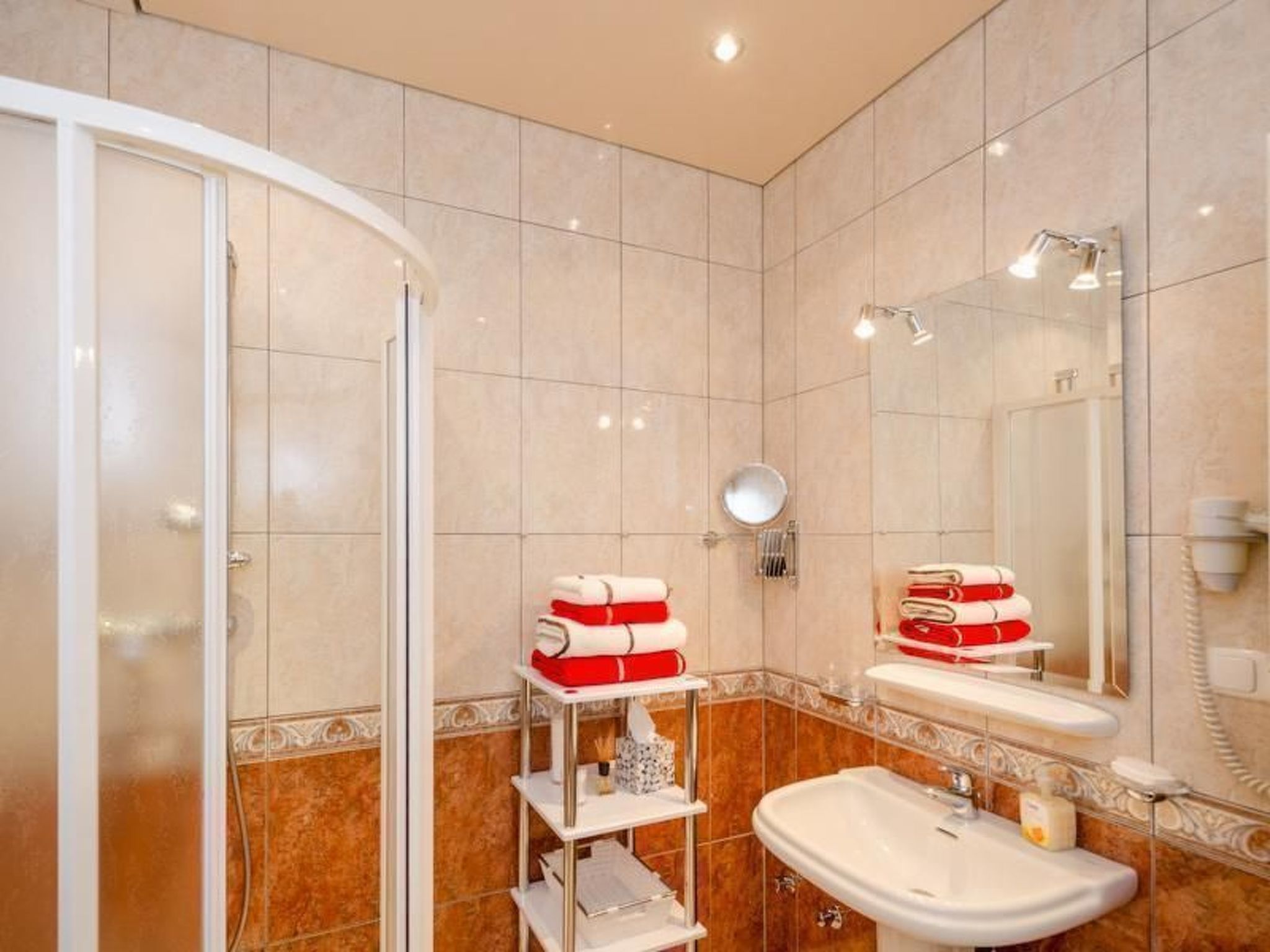 Strandnahe Wohnung mit Großem Balkon und Meerblick - Inside