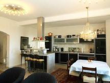 Luxe 4-persoons appartement met 2 badkamers op loopafstand van strand Binz - thumbnail 3