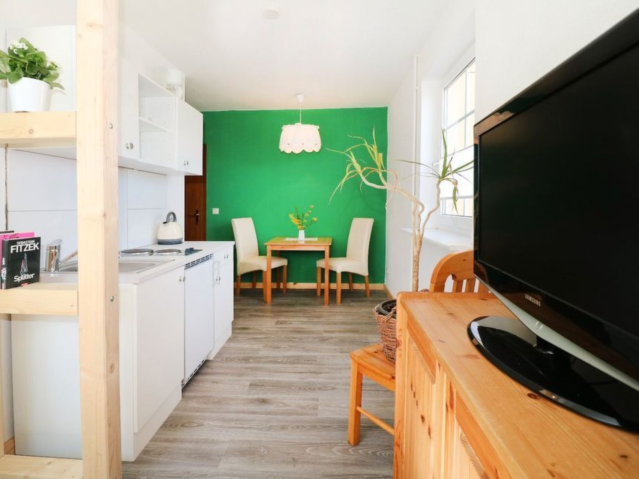 2 Personen  Hund willkommen-Image-tags.info