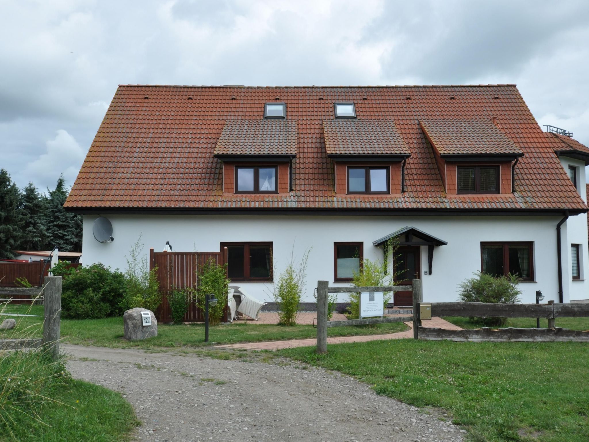 Achterwasserblick mit Terrasse-Image-tags.info