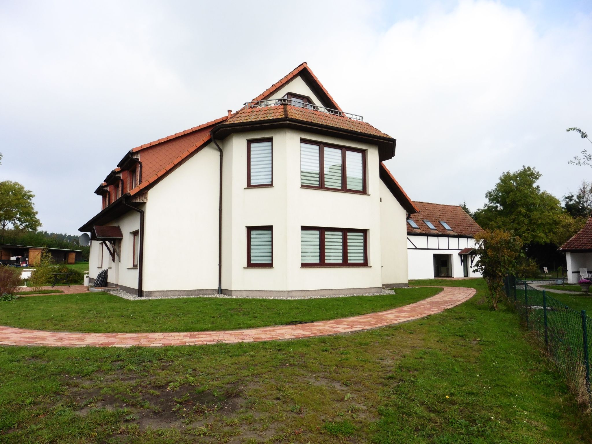 Mit Blick aufs Wasser auf 2 Etagen-Image-tags.info