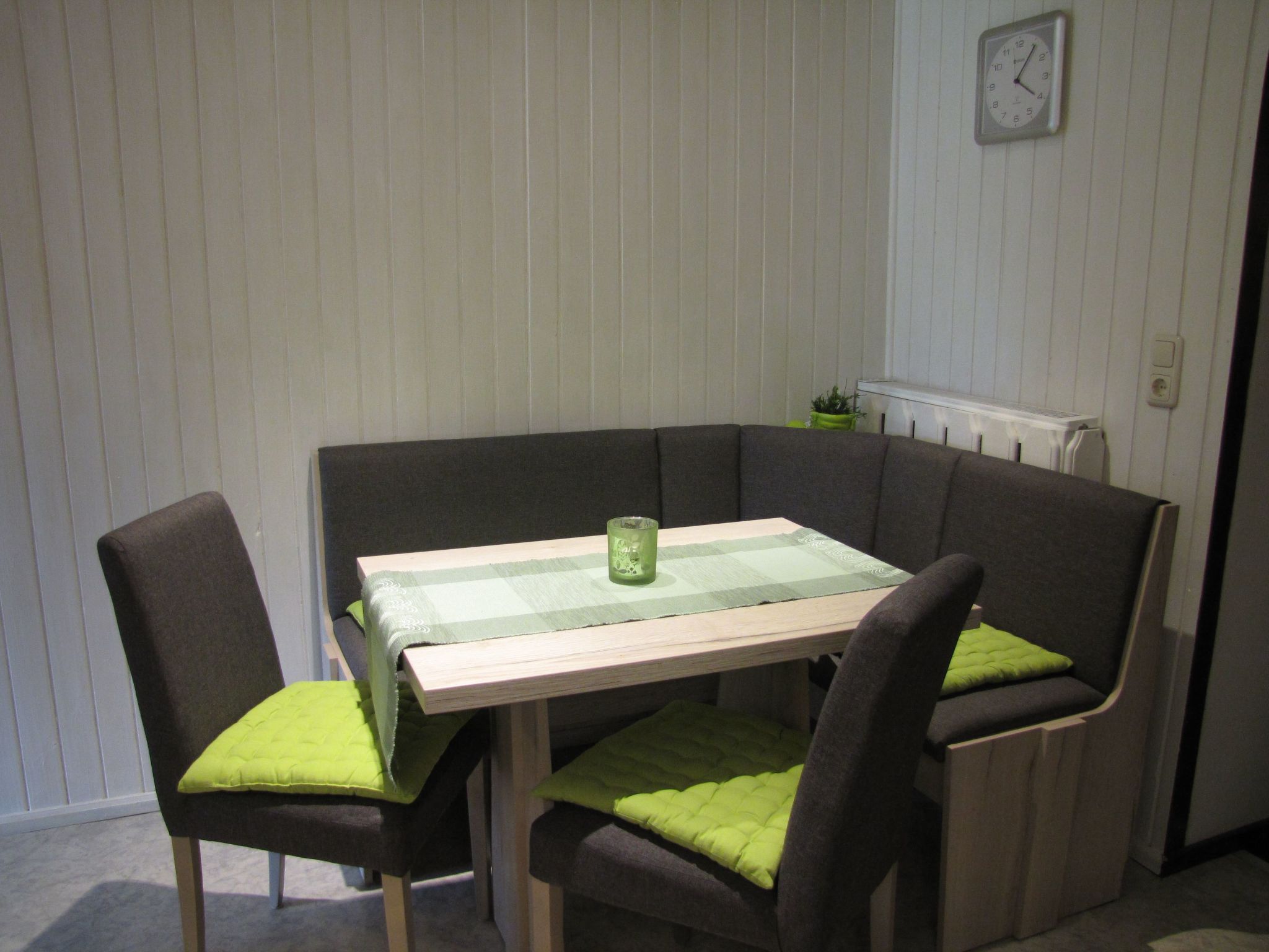 Nettes Ferienhaus in Hartmannsdorf mit Garten, Terrasse und Grill-Image-tags.info