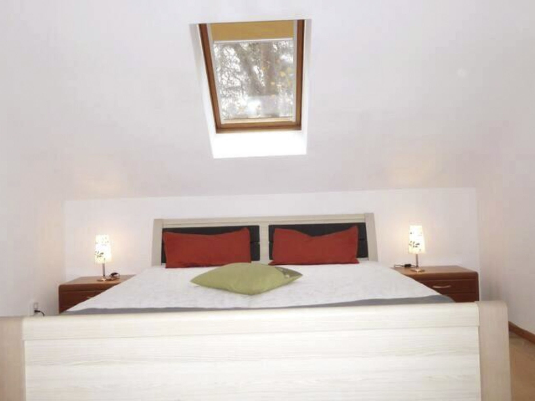 Wohung mit Balkon und Garten nahe Stadtgrenze-Drinnen