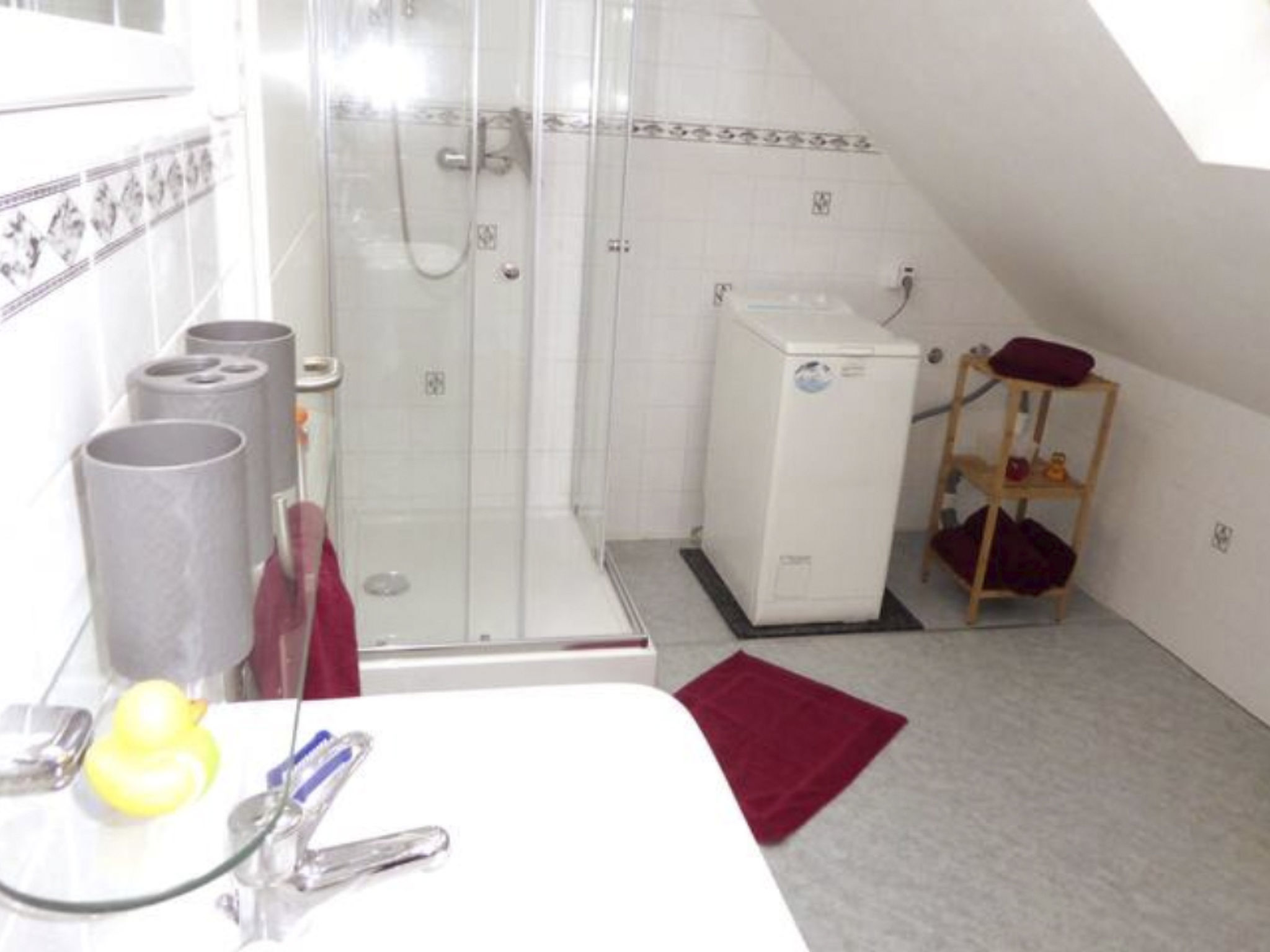 Wohung mit Balkon und Garten nahe Stadtgrenze-Drinnen