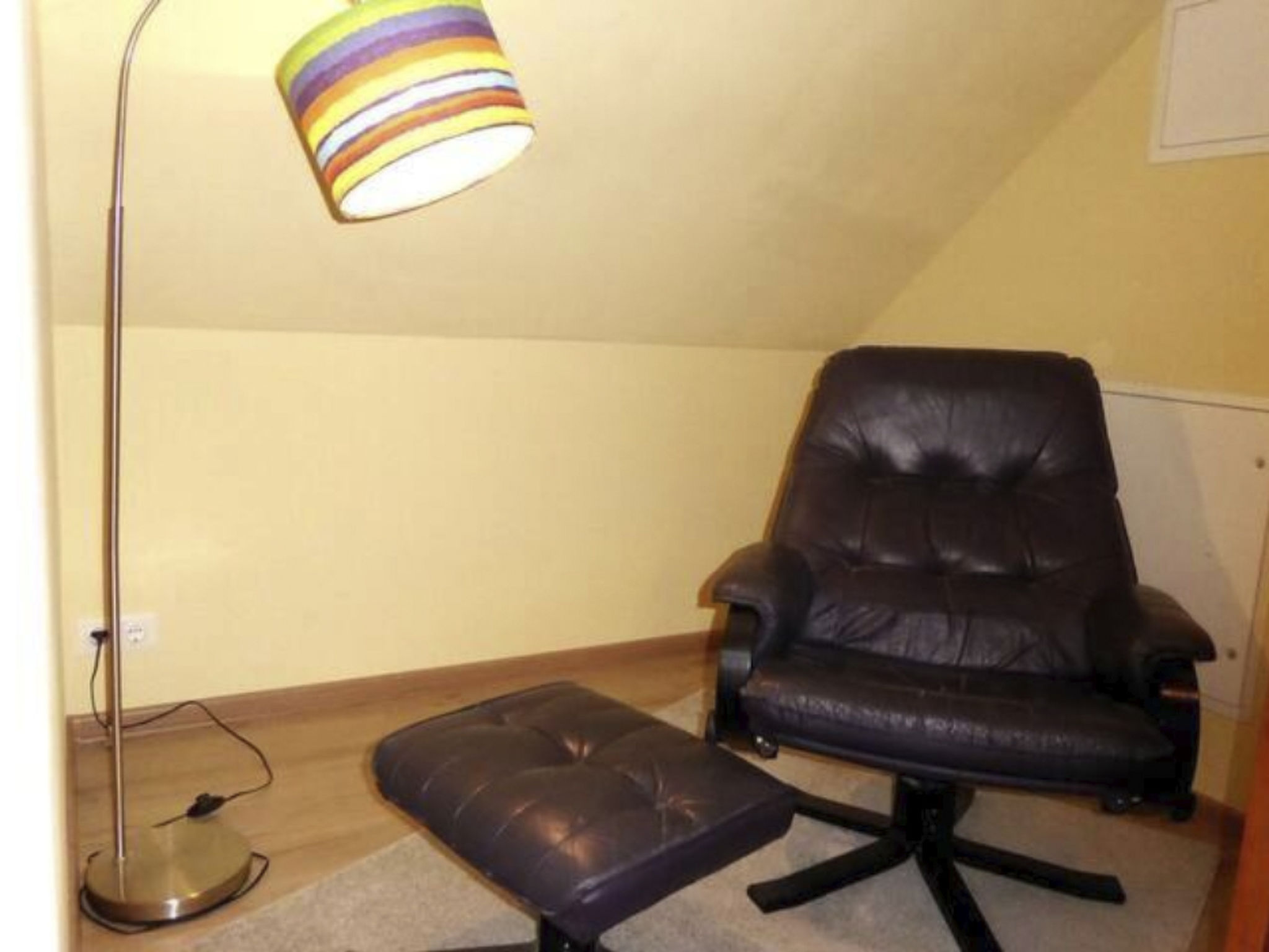 Wohung mit Balkon und Garten nahe Stadtgrenze-Drinnen