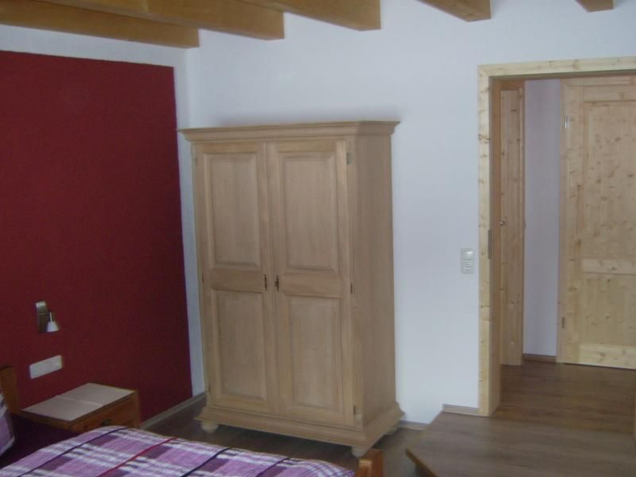 Photo of am Waldrand, ideal für Bergsport