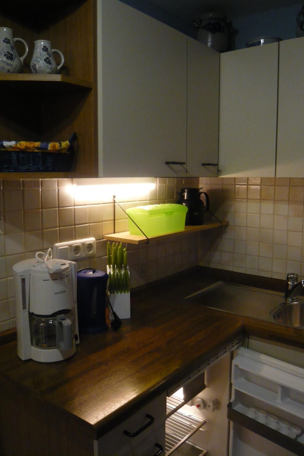 Falkenhorst Wh 40-Drinnen