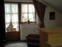 Vrijstaand chalet aan de piste in Oberstdorf met balkon voor 4 personen - thumbnail 4