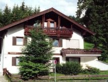 Vrijstaand chalet aan de piste in Oberstdorf met uitzicht op de bergen - thumbnail 2