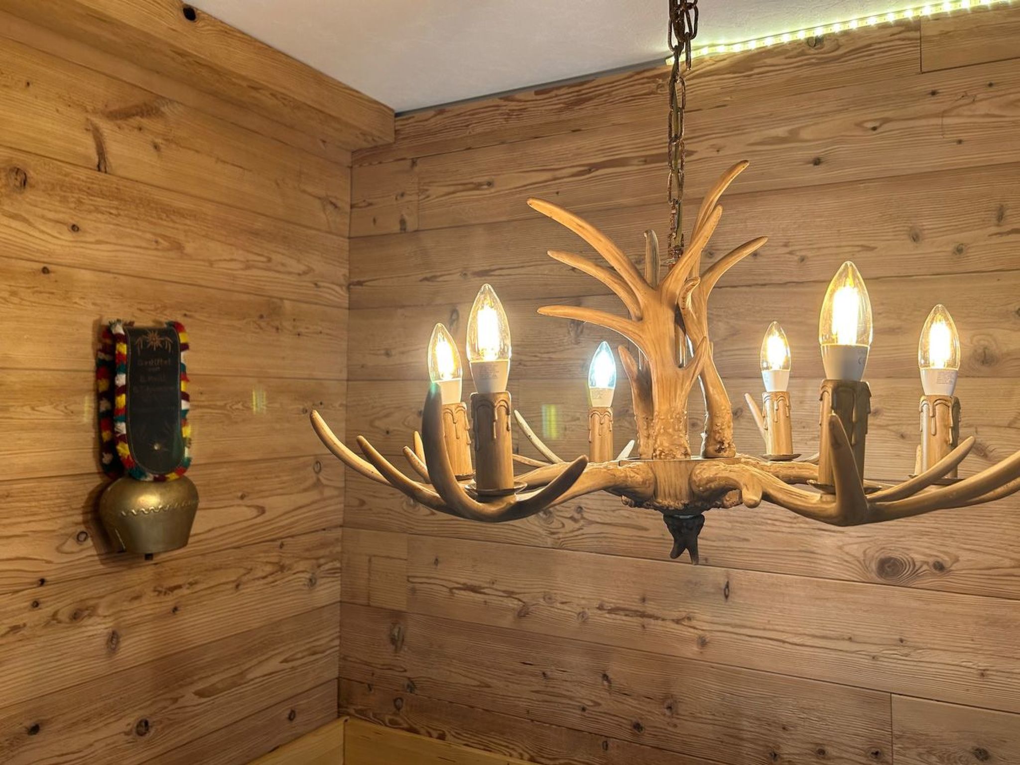 FeWO Allgäu Chalet - gemütliche Hüttenatmosphäre und Schwimmbad und Sauna im Ha