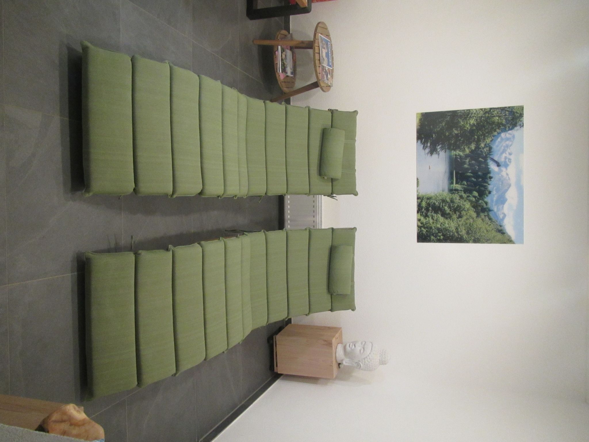 Mit Hallenbad-Drinnen