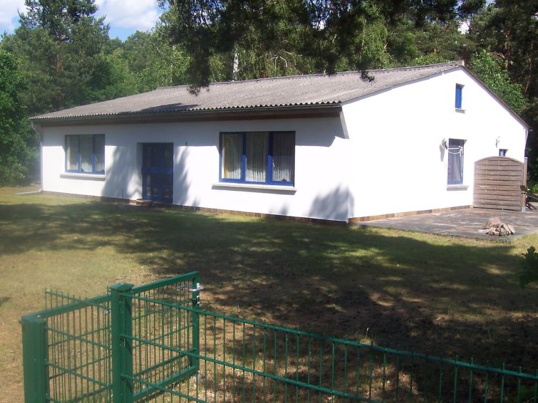 Appartement mit Garten, Grill und Terrasse