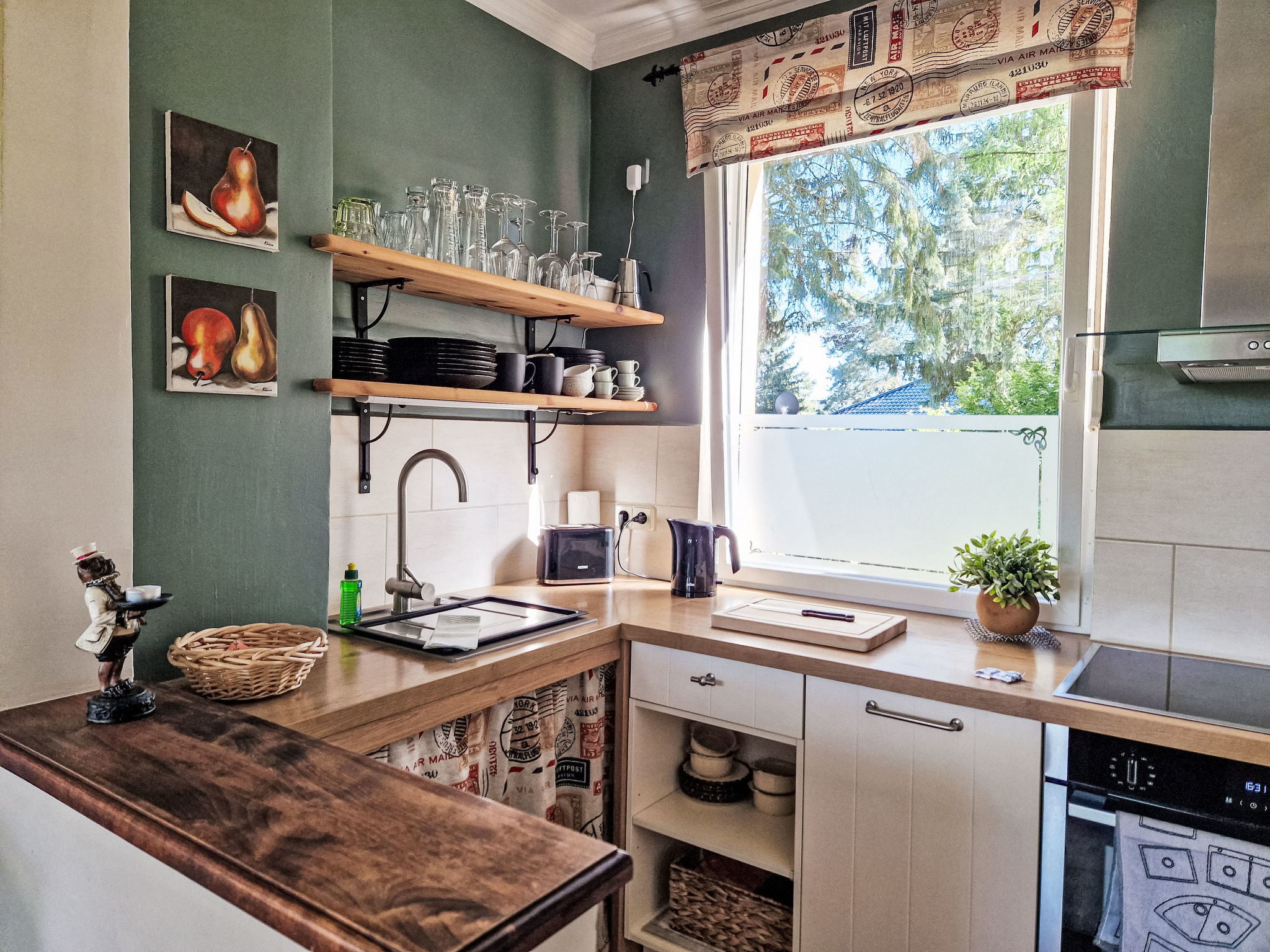 Mit Garten, Grill und Terrasse - Binnen